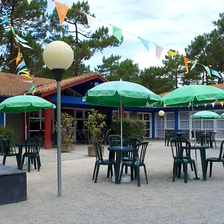 ホリデーパーク Vvf Landes 3*